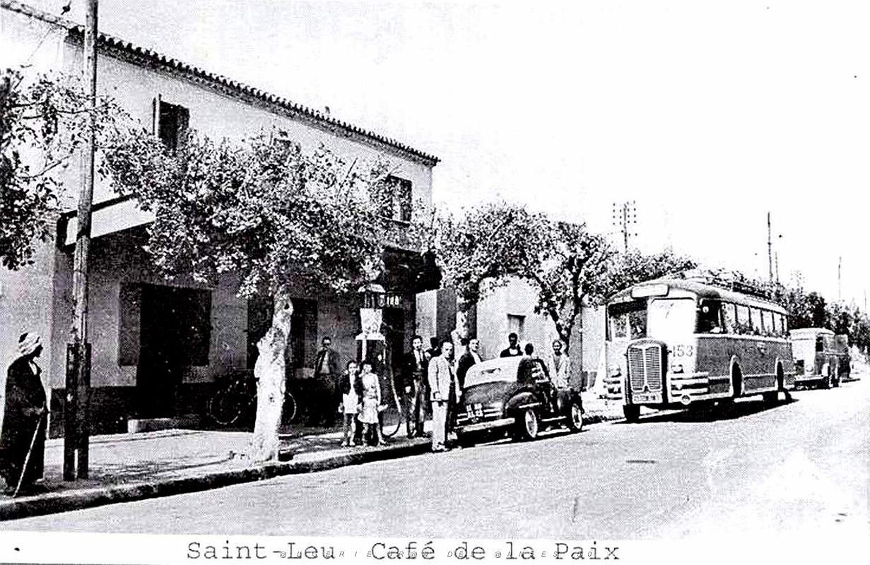 2083- Saint-Leu - Cafe de la Paix.JPG